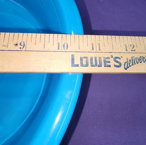 FIESTA RETIRED PEACOCK 2 QUART SERVING BOWL - Picture 2 of 3